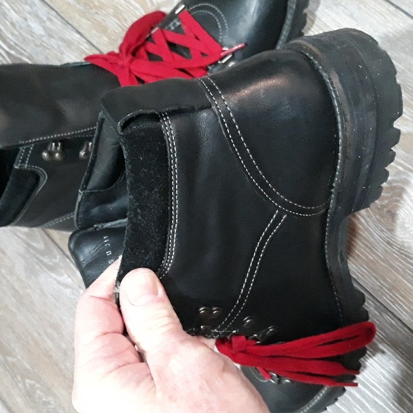 Cole Haan black leather red lace boots. Size 10 - Picture 5 of 11
